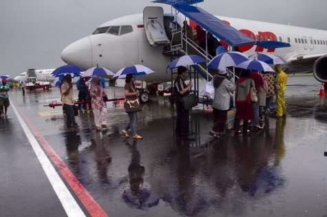 Penerbangan Bandara Hang Nadim Batam Terganggu Cuaca Buruk